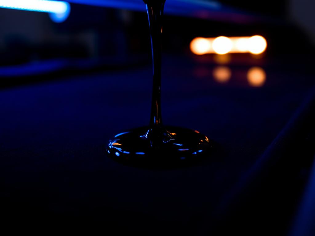 Ink flowing